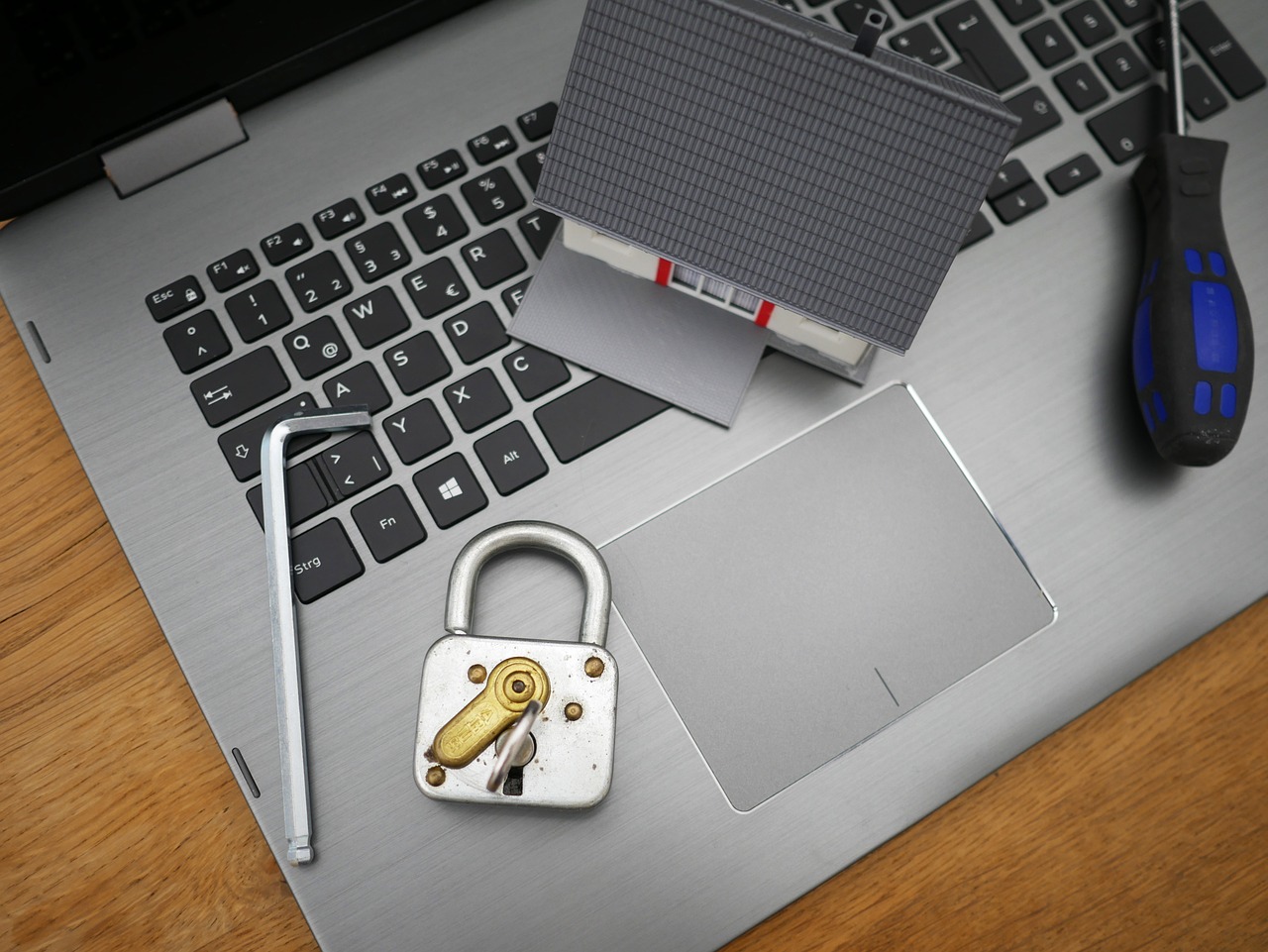 seguridad, casa, propiedad, política de privacidad, seguros, proteccion, monitoreo, edificio, precio de renta, departamento